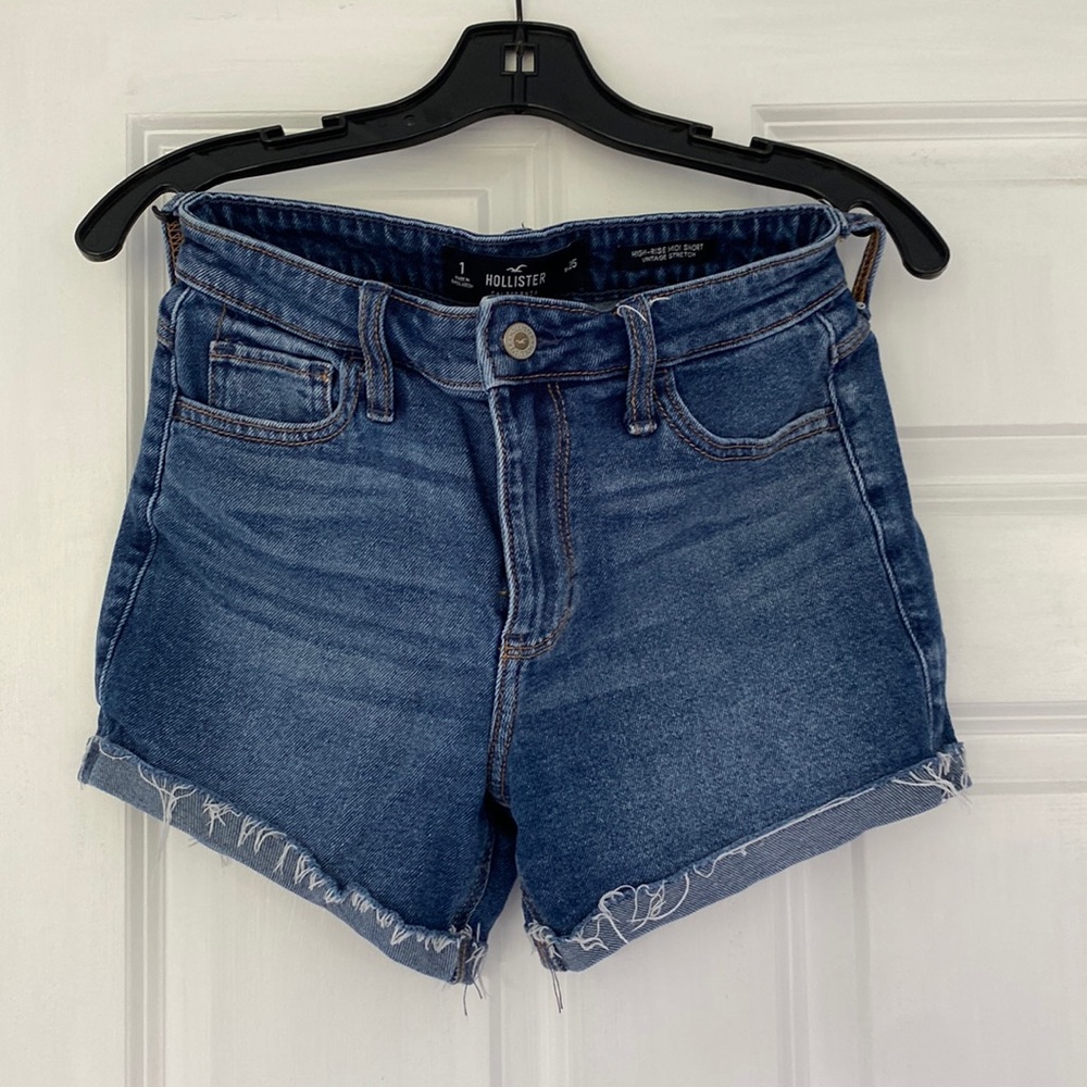 Hollister High-Rise Midi Short Vintage Stretch Size 1